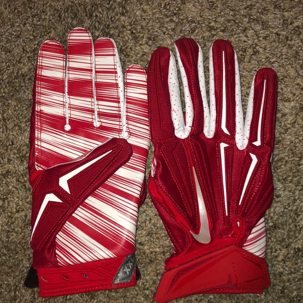 Football gloves